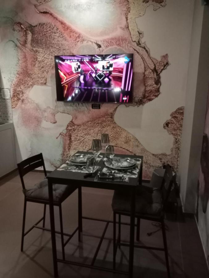 Suite Luxurya Барі Екстер'єр фото
