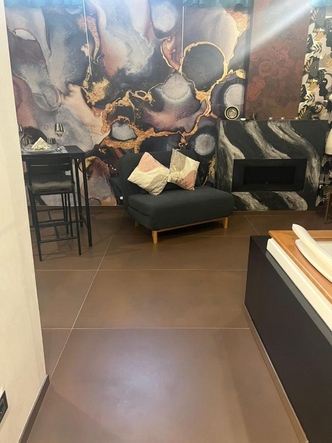 Suite Luxurya Барі Екстер'єр фото