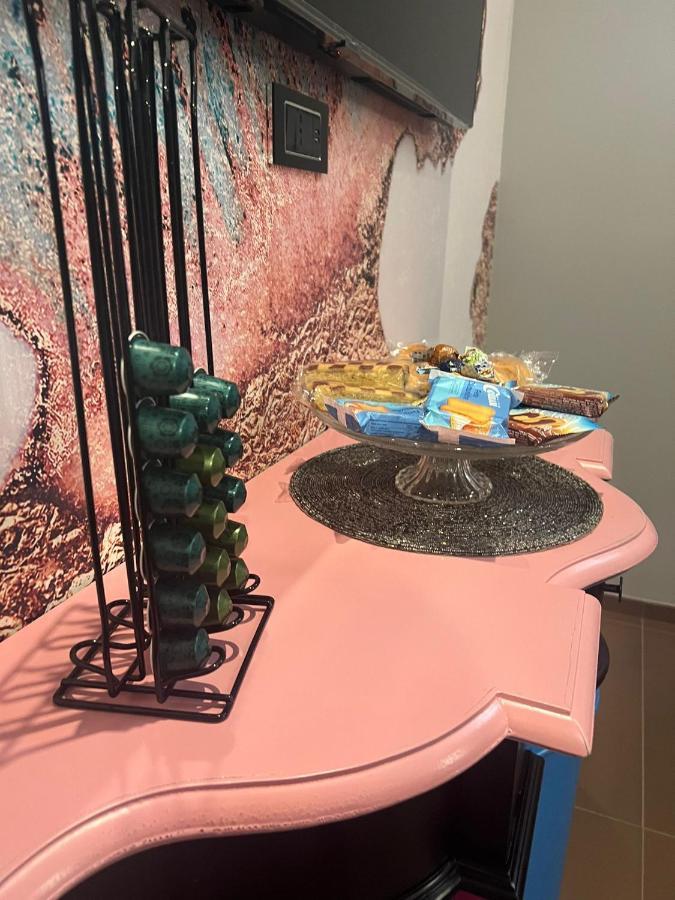 Suite Luxurya Барі Екстер'єр фото