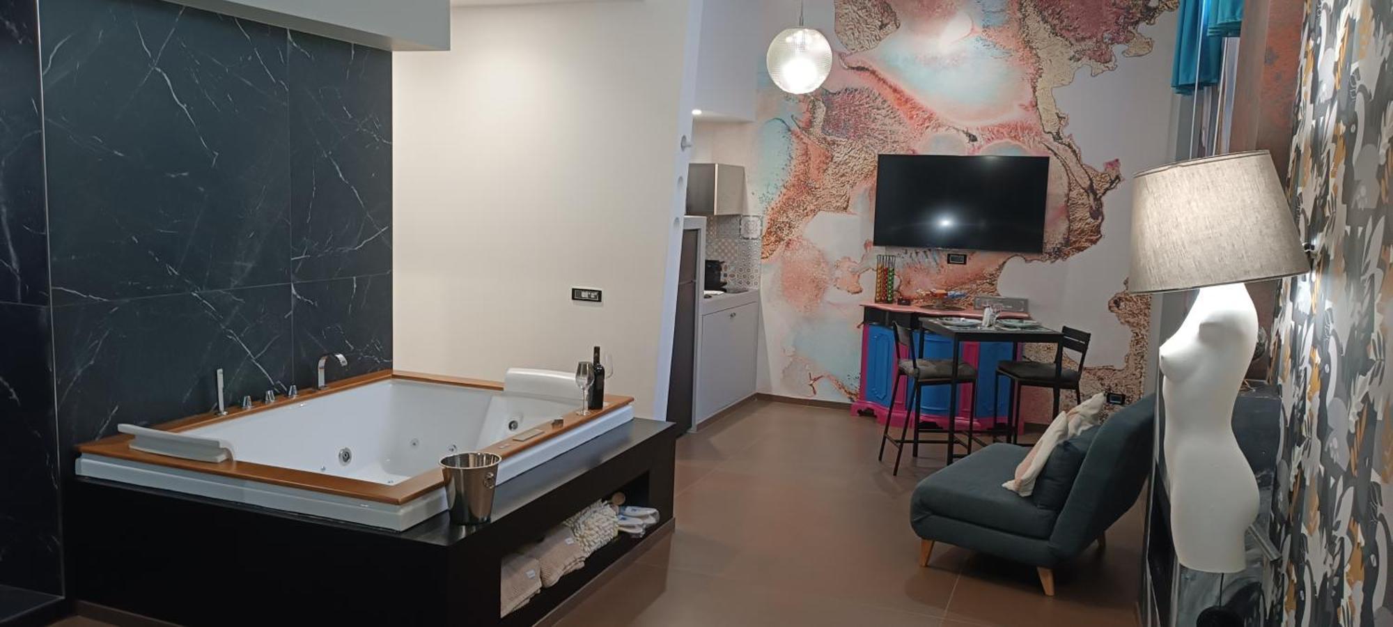 Suite Luxurya Барі Екстер'єр фото