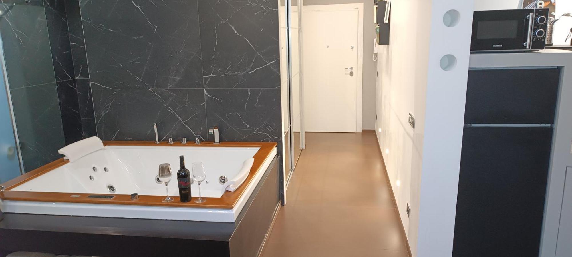Suite Luxurya Барі Екстер'єр фото